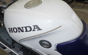 HONDA VFR750F RC24