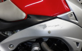 SUZUKI GSR600 2007