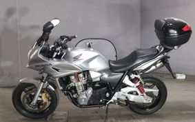 HONDA CB1300SF BOLDOR SC54