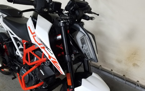 KTM 390 DUKE 2020 JPJ40