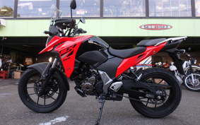 SUZUKI STROM SX 8BK