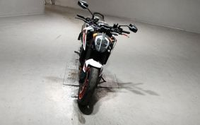 KTM 890 DUKE R 2023 TU940