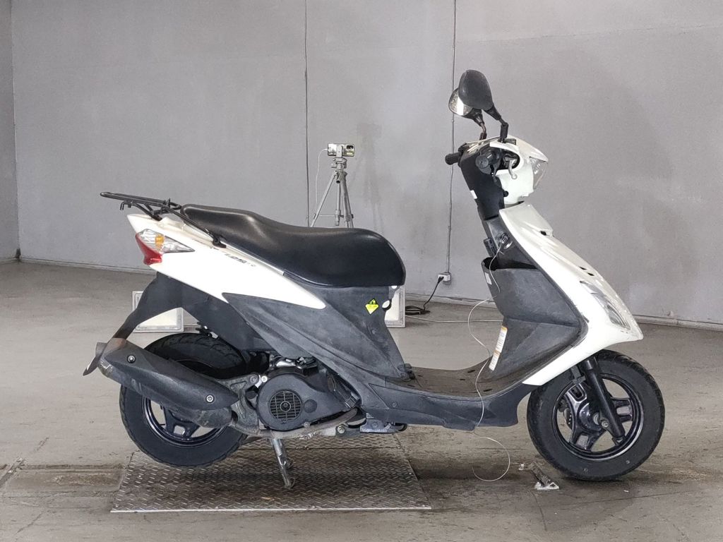 Фото Suzuki ADDRESS V125 с японского аукциона