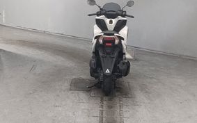 YAMAHA TRICITY 125