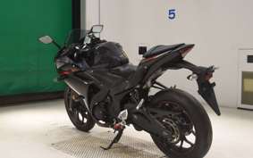 YAMAHA YZF-R25 1983 RG10J