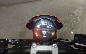 TRIUMPH TRIDENT 660 LGL10U