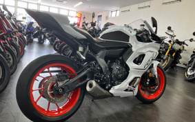 YAMAHA YZF-R7 2024 RM39J