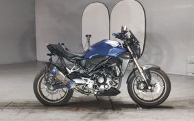 HONDA CB250R MC52