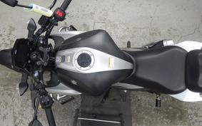 SUZUKI ｼﾞｸｻｰ250 2004 ED22B