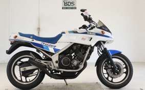 YAMAHA FZ250 1HX