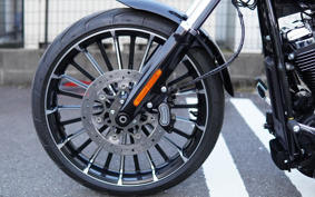 HARLEY FXBR 2026 YE9