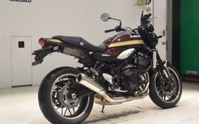 KAWASAKI Z900RS 2025 ZR900K