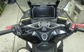 YAMAHA T-MAX 560 T 2023 SJ19J