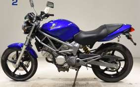 HONDA VTR 250 MC33