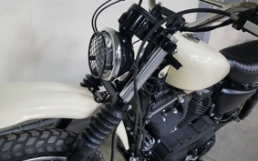 HARLEY XL883R 2011 CS2