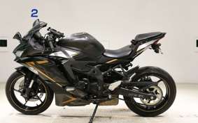 KAWASAKI ZX-25R ZX250E