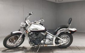 YAMAHA DRAGSTAR 400 2001 VH01J