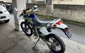 SUZUKI DJEBEL250XC SJ45A