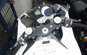 YAMAHA YZF-R6