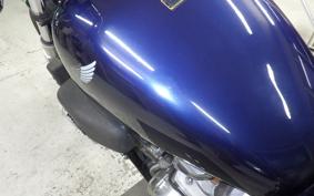 HONDA V45 MAGNA 1989 RC28