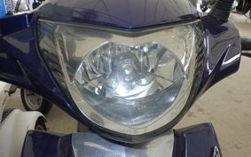 SUZUKI GSR125