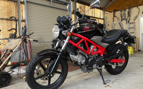 HONDA VTR 250 MC33