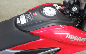 DUCATI HYPERSTRADA 939