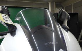 HONDA VFR800F 2017 RC79