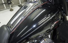 HARLEY FLHTCU 1690 2012