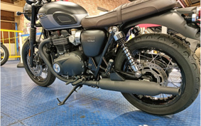 TRIUMPH BONNEVILLE T120 BLACK 2021 DAD75H