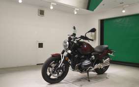 BMW R12 2025
