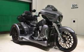 HARLEY FLHTCU TG 1870 2023