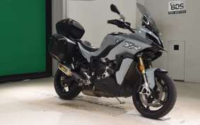 BMW S1000XR 2020