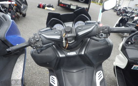 YAMAHA T-MAX 560 T 2020 SJ19J