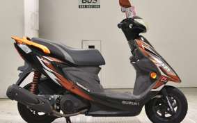 SUZUKI GSR125