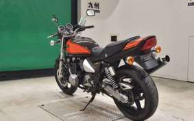 KAWASAKI ZEPHYR 400 KAI 2010