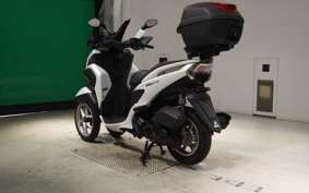 YAMAHA TRICITY 125 SE82J