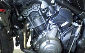 TRIUMPH TRIDENT 660 2026