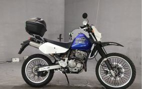 SUZUKI DR250R SJ45A