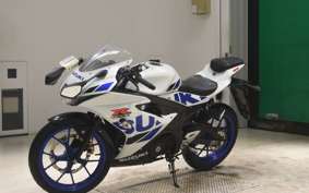 SUZUKI GSX-R125 DL33B