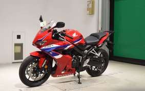 HONDA CBR650R E-Clutch 2025