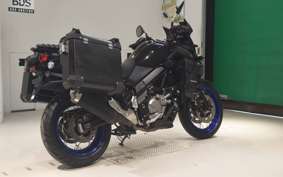 SUZUKI Vストローム650XTA C733M