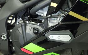 KAWASAKI ZX-25R ZX250E