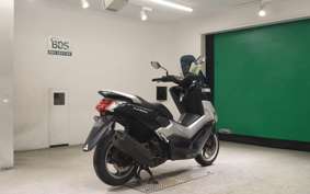 YAMAHA N-MAX 2022 SE86J