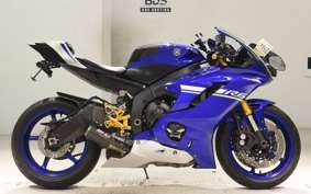 YAMAHA YZF-R6 2019