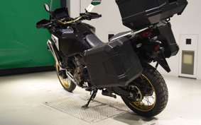HONDA CRF1100L AFRICA TWIN DCT 2020 SD10