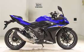 SUZUKI GSX250 R