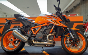 KTM 1290S-DUKE R EVO V3940