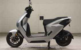 HONDA EM1 e: 2024 EF16