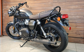 TRIUMPH  TRIUMPH  BONNEVILLE T120 BLACK  2021 DAD75H